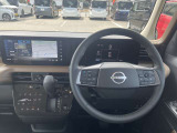 室内はルームクリーニングを行い納車になりますので納車後も快適な車内でお出かけできますよ