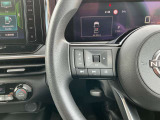 【ステアリングスイッチ】運転中に手元から視線を外すことなく、「オーディオの音量調整」が安全に行えます。