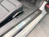 ご納車後は最寄りのポルシェセンターにてメンテナンス、保証をお受けいただけます。