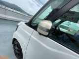 ウインカー付きドアミラーです。