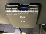 高速道路のご利用時にとても便利なETC車載器付。別途セットアップが必要になります。