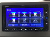 ドライブの必需品。見やすい・使いやすいメモリーナビを搭載。