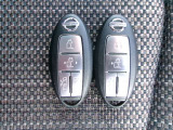 『インテリジェントキ-』機械的な鍵を使用せずに車両のドアの施錠/解錠、エンジン始動が可能なシステムです!