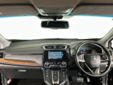 【前方視界】開放的な前方視界!運転がしやすく疲れにくいです♪窓が大きく、見通しがとっても良いおクルマですよ♪