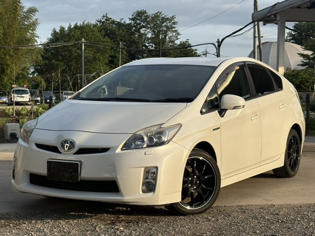 プリウス 1.8 S LEDエディション