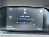 スピードメーターのディスプレイを切り替えると様々な情報が確認できます。