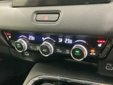 フロント両席にはシートヒーターが付いています!寒い日に便利な装備ですね。
