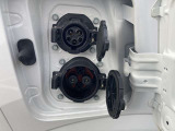 充電ポート☆急速と普通充電の2つポートがあります。