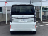ボディクリーニング後、愛車をピカピカの状態へ保護するコーティング「ブライトパック」がおススメです!水垢がつきにくく、手入れがしやすくなりますよ!いつも愛車をきれいにしておきたい方におススメです