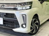 【LEDヘッドライト】悪天候や夜間走行時も良好な視界を確保し安心して運転できる高輝度LEDヘッドライトを装備!点灯速度が早く、消費電力も抑えられています。