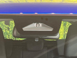 【スズキ セーフティサポート】走行中に前方の車両等を認識し、衝突しそうな時は警報とブレーキで衝突回避と被害軽減をアシスト。より安全にドライブをお楽しみいただけます。