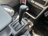 操作しやすいシフトレバーになります。