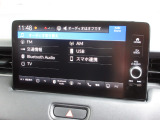 ナビゲーションはホンダコネクトディスプレイを装着しております。AM、FM、Bluetooth、フルセグTVがご使用いただけます。初めて訪れた場所でも道に迷わず安心ですね!