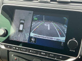 【アラウンドビューモニター】車両周辺をモニターで確認できて、駐車が苦手な人でもスムーズに駐車できます