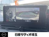 全周囲カメラで安全確認でき、駐車の苦手なお客様も安心です!