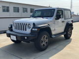 1941年に誕生した初代モデルよりそのDNAを脈々と受け継いできたJeepブランドの象徴。11年ぶりにフルモデルチェンジをして全身が進化したが伝統は継承しています。