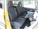 運転席回りもすっきりしていてスムーズに乗り降りができます!