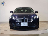 ☆BMWの代名詞とも言える【キドニーグリル】一目見ただけでBMW車であると認識できる確固たるアイコンとして存在感を放ちます☆