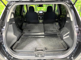 普段のお買い物や通勤、送迎等に十分な荷室スペースを確保しております。セカンドシートを倒すと、大きな荷物の積載も可能です♪