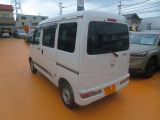 左後ろからの画像です!日々お買い得車両続々入庫しております!