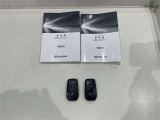 【キーレス】少し離れた場所からでもボタン一つでドアの開錠・施錠ができるのでとっても便利!