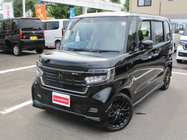 ホンダ N-BOXカスタム 