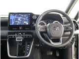 見通しのよいすっきりとした視界で、誰でも運転しやすいです。運転のしやすさは疲れにくさにも繋がりますよ♪