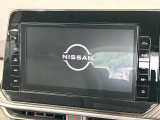 【大画面ナビ】人気の大型9インチナビを装備。存在感のある大画面はインパクト大!ナビ利用時のマップ表示は見やすく、テレビやDVDは臨場感がアップ!いつものドライブがグッと楽しくなります♪