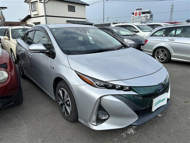 トヨタ プリウスPHV 