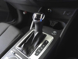 そのモデルの特性に合わせたトランスミッションを採用することにより、駆動力への伝達効率が高く、燃費性能にも大きく寄与しています。詳しくは0078-6002-900146中古車スタッフまで