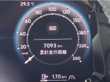 弊社新車拠点からの下取りワンオーナー車です。弊社整備工場にて点検整備を行ったうえで認定中古車保証を付帯しご納車いたしますのでご安心ください。
