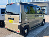 パーキングセンサーもついておりますので安心して駐車できます!