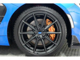 brembo製ゴールドキャリパー