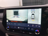 フロントカメラは運転席よりも前の視界を確保することで事前に危険を予知し、事故や衝突を防ぎます。