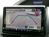 バックモニター付きですので、日常の駐車はもちろん、人や障害物などを映像で確認できるので安心です!(補助装置になりますので、目視でもご確認ください)