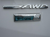 SUBARU Active Damper e-Tune 路面からの入力を解析するZF製の電子制御ダンパーの制御を変更することで、家族との移動時の快適性と、スポーツ走行時の操縦安定性を両立します。