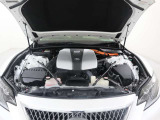 V型6気筒3500ccエンジンです