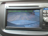 バックカメラの画像です。車庫入れの安心感がアップしますね。