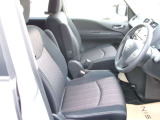 清潔で広々した座席です!是非、現車を見て体感してみてください。