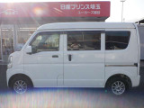 内外装およびエンジンル-ムなど専用クリ-ニング致します。車両クリ-ニングのプロが施工致しますので!高品質な1台に蘇りますよ♪(全在庫無料施工)