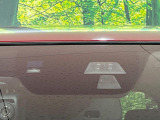 【i-ACTIVESENSE】走行中に前方の車両等を認識し、衝突しそうな時は警報とブレーキで衝突回避と被害軽減をアシスト。より安全にドライブをお楽しみいただけます。
