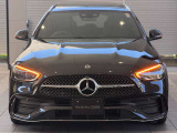 納車前整備は、メルセデスベンツ国際認定メカニックによる最新の検査ライン等の施設が充実した当社工場で入念に行います。メルセデス・ベンツの定める厳しい基準をクリアしたお車のみをご案内させて頂きます。