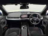 BMW専門のメカニックが、100項目にも上るポイントを徹底的にチェック。交換基準に達した部品があれば、弊社負担にて交換後、お客様へご納車致します。