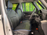 運転席シート廻りは使用感も少なく、良好な状態となっています。丁寧に使われていたことがよくわかりますね。