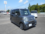 新車ディーラーの中古車コーナーです。保証・整備料金は車両価格に含まれております。諸費用まで入った支払総額は魅力的な価格になっていると思います。