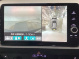 【マルチビューカメラ】周囲の状況を多彩なビューでナビ画面に表示します。駐車場や見通しの悪い交差点での安心感を高めます♪