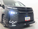 高輝度で点灯速度が速く、しかも消費電力の少ないLEDヘッドライトが装備されています!LEDの明るい光が走行中の視界の確保をサポートして、夜のドライブがより楽しく安全に運転できます♪