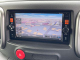 日産純正のカーナビが付いておりますので知らない所でもサポートしますので安心ですね。色々な機能でドライブも快適ですね。
