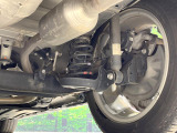 お車を安心してお乗りいただく為には、足回りの定期点検が欠かせません。サービスサポート(有償保証)では無料点検もご提供しており、安心のカーライフをお過ごしいただけるサポート体制が整っています。