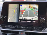 見にくい左下もカメラで確認できるので安心です。